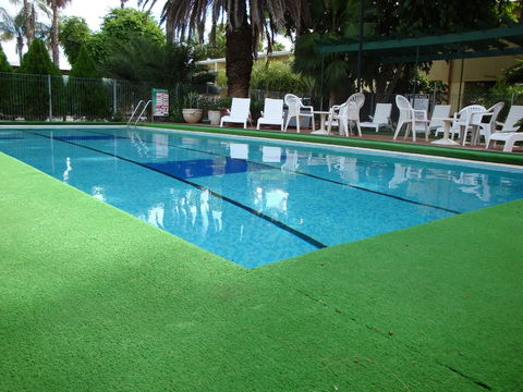 Elkira Court Motel - Schoolies Week Accommodation 5