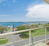 Rays Resort - Schoolies Week Accommodation