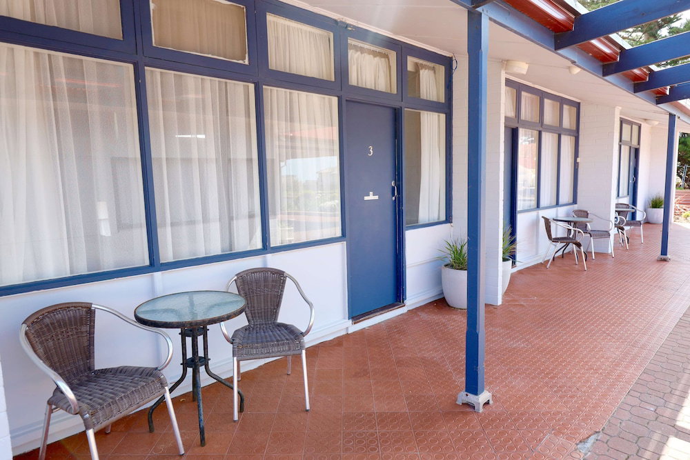  Schoolies Week Accommodation
