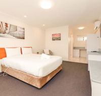 Bass  Flinders Motor Inn - Schoolies Week Accommodation