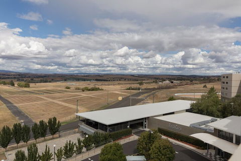 Rydges Mount Panorama Bathurst - Schoolies Week Accommodation 3