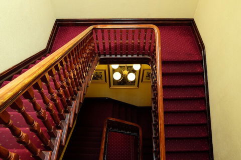 Hotel Claremont Guest House - Schoolies Week Accommodation 7