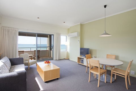 Cumberland Lorne Resort - Schoolies Week Accommodation 6