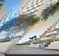 Grand Apartments - Schoolies Week Accommodation