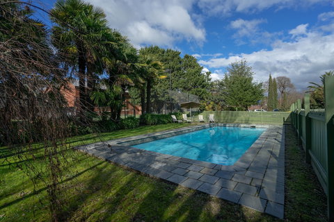 Chateau Yering Hotel - Schoolies Week Accommodation 3