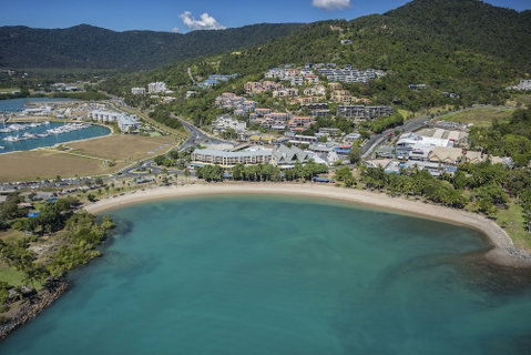 Airlie Beach Hotel - Schoolies Week Accommodation 2