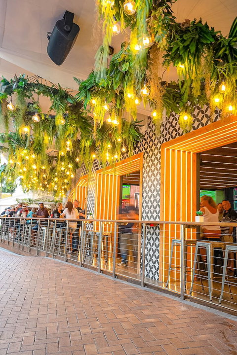 Airlie Beach Hotel - Schoolies Week Accommodation 1
