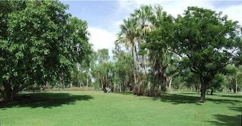 Territory Manor Motel & Caravan Park - Schoolies Week Accommodation 5