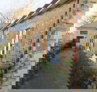 Blakes Manor Self Contained Heritage Accommodation - Schoolies Week Accommodation