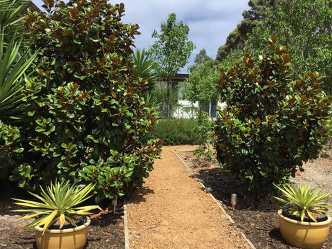 Bed + Bauhaus - Schoolies Week Accommodation 2