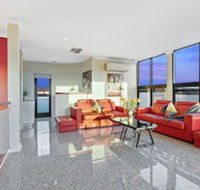 Villa De Marseilles Melbourne - Schoolies Week Accommodation