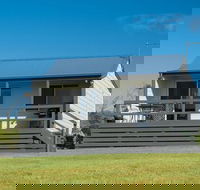 Prom Gate Getaway - Schoolies Week Accommodation