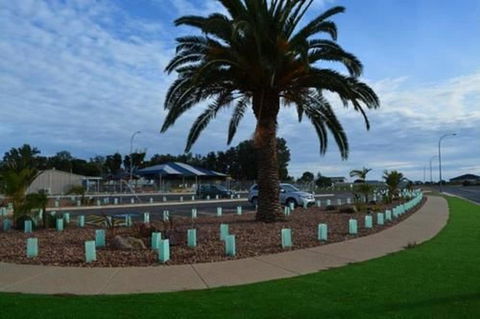 Wallaroo Holiday Park - Schoolies Week Accommodation 0