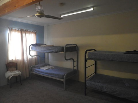 Kalbarri Backpackers YHA - Schoolies Week Accommodation 2