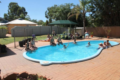 Kalbarri Backpackers YHA - Schoolies Week Accommodation 1