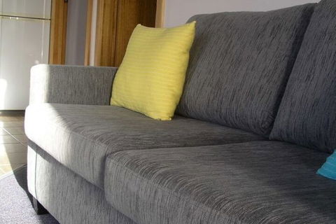 Sunset Holiday Villas - Schoolies Week Accommodation 3