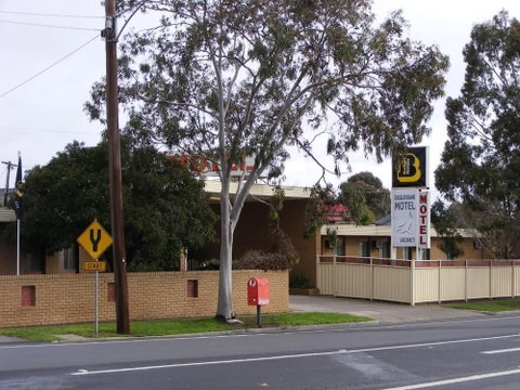 Eaglehawk Motel - Schoolies Week Accommodation 0