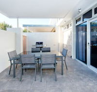 Loxton Courthouse Apartments - Schoolies Week Accommodation