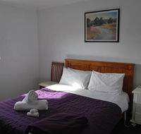 Maple Tree Cottage - Schoolies Week Accommodation