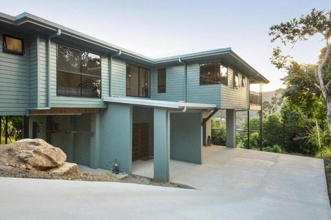 Island Dreams - Schoolies Week Accommodation 3