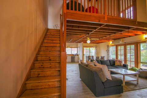 Halinka Lodge - Schoolies Week Accommodation 5