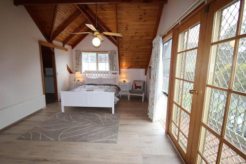 Halinka Lodge - Schoolies Week Accommodation 4