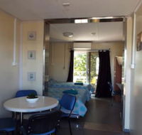 Blackrock Tourist Park - Schoolies Week Accommodation