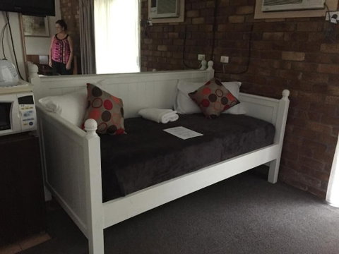 Coomera Motor Inn - Schoolies Week Accommodation 6