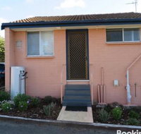 Beachside Rest - Schoolies Week Accommodation