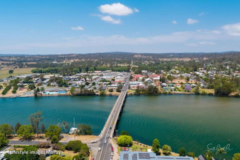 Moruya Holiday House - Schoolies Week Accommodation 4