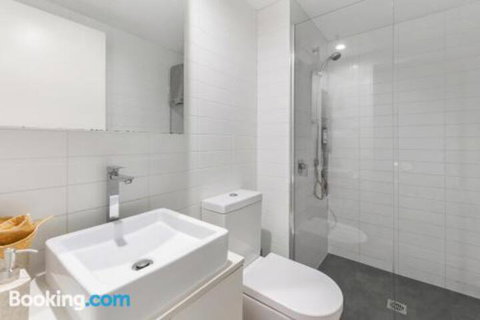 Habitat Complex - Schoolies Week Accommodation 7