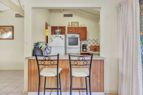 Break Away - Schoolies Week Accommodation 2