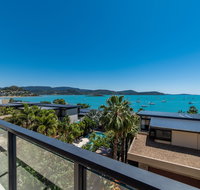 86 Whisper Bay Resort - Schoolies Week Accommodation