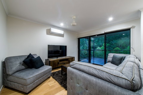 Bundaleer Home - Schoolies Week Accommodation 1