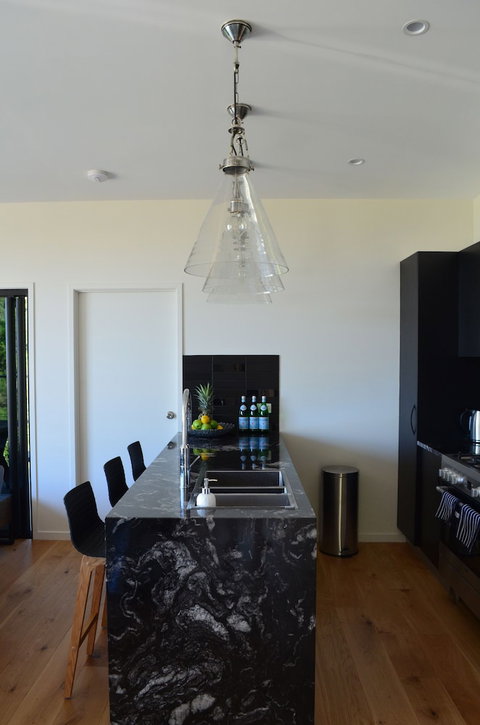 Bundaleer Home - Schoolies Week Accommodation 6