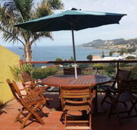 High on Penguin - Schoolies Week Accommodation