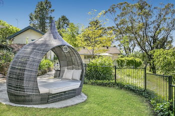 Lavender Cottage - Schoolies Week Accommodation 0