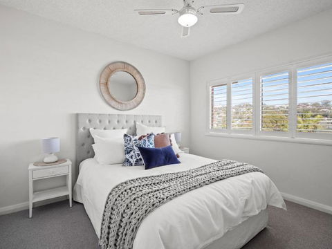 Cumbernauld #12 12 / 12 Terrigal Esp Terrigal - Schoolies Week Accommodation 1