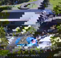 Elk Estate - Schoolies Week Accommodation