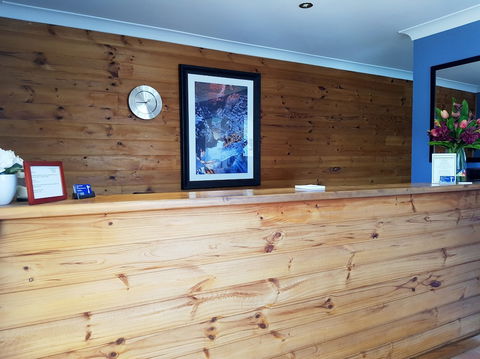 Colonial Motel And Serviced Apartments - Schoolies Week Accommodation 0