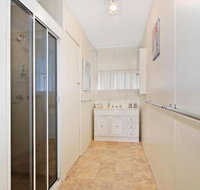 Delany Surprise Pet friendly house - Schoolies Week Accommodation