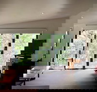 Bright Woodlands Retreat - Schoolies Week Accommodation