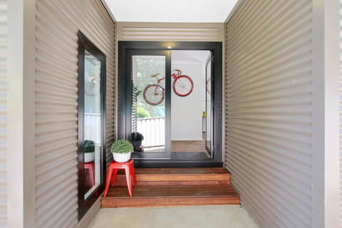 Luminosa - Schoolies Week Accommodation 0