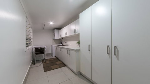 Hayman Views - Schoolies Week Accommodation 0
