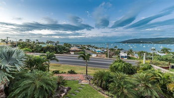 Hayman Views - Schoolies Week Accommodation 2