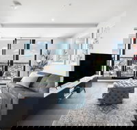 Ilixir Apartments by Ready Set Host - Schoolies Week Accommodation