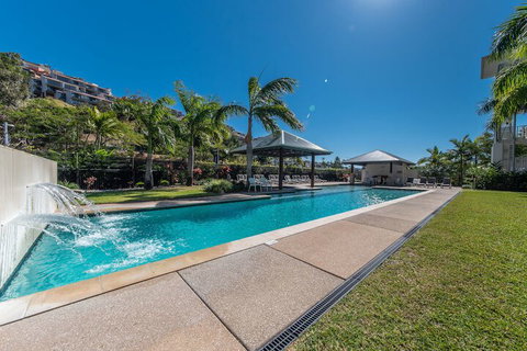Marina Dreams - Airlie Beach - Schoolies Week Accommodation 3