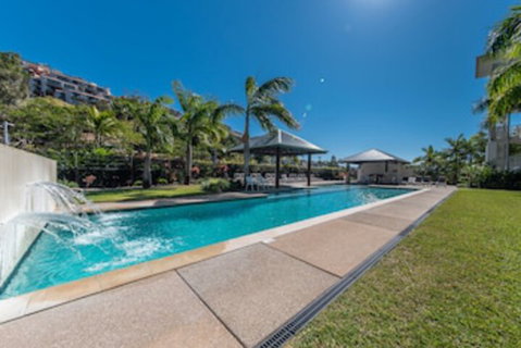 Marina Dreams - Airlie Beach - Schoolies Week Accommodation 0