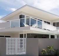 Paddle on Seven Mile Lennox Head - Schoolies Week Accommodation