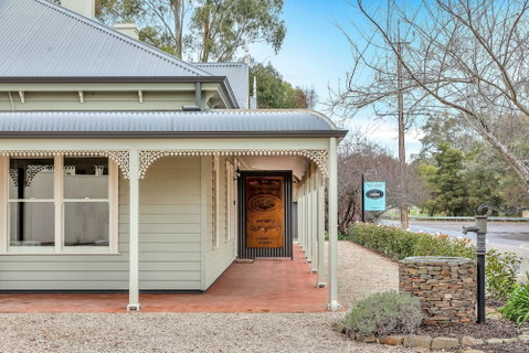 Grandview Accommodation - The Flaxley Apartments - Schoolies Week Accommodation 1